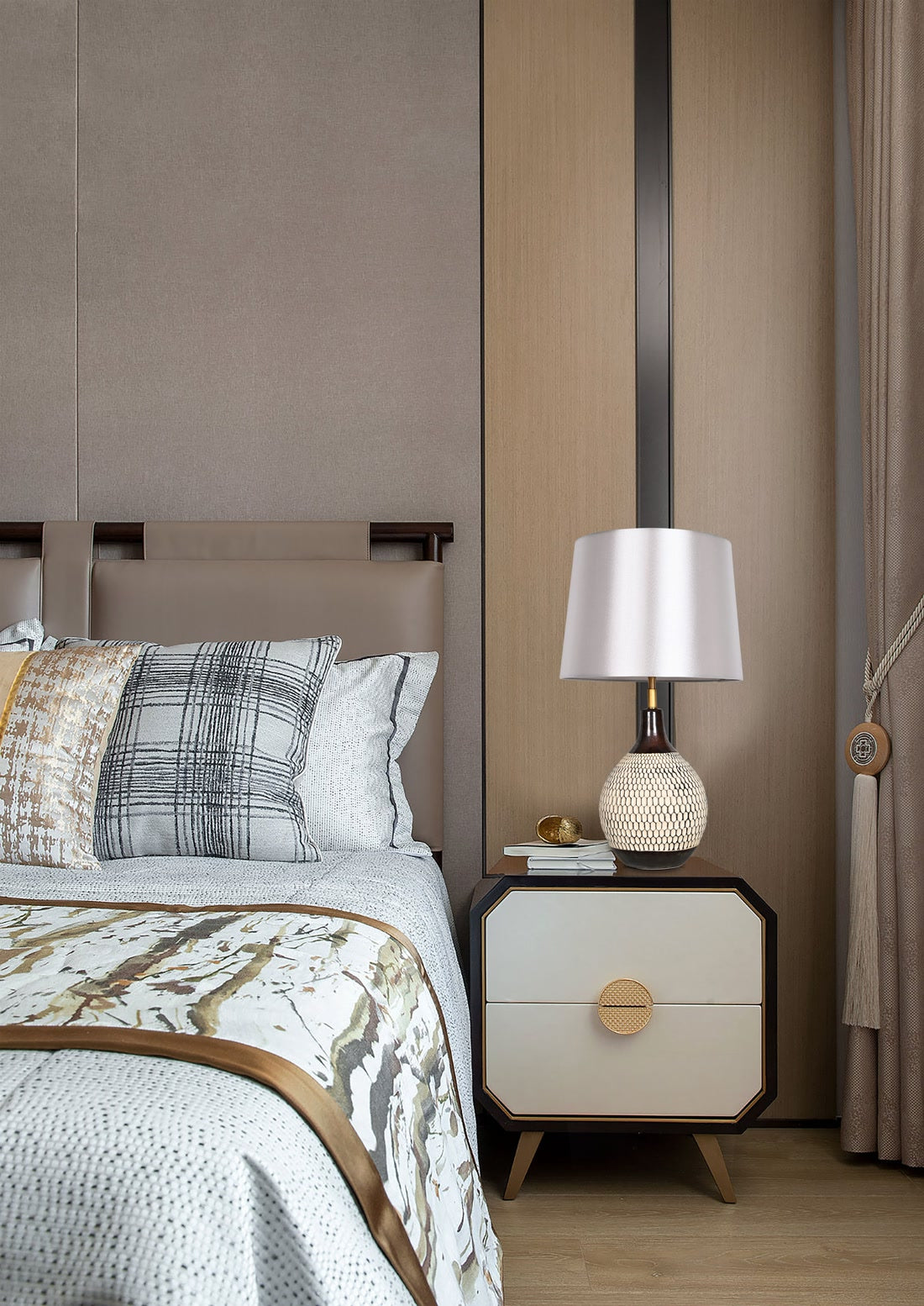 Transform Your Space with the Brilliant-Maker BRTL3314: A Timeless Ceramic Table Lamp for Rustic & Modern Spaces