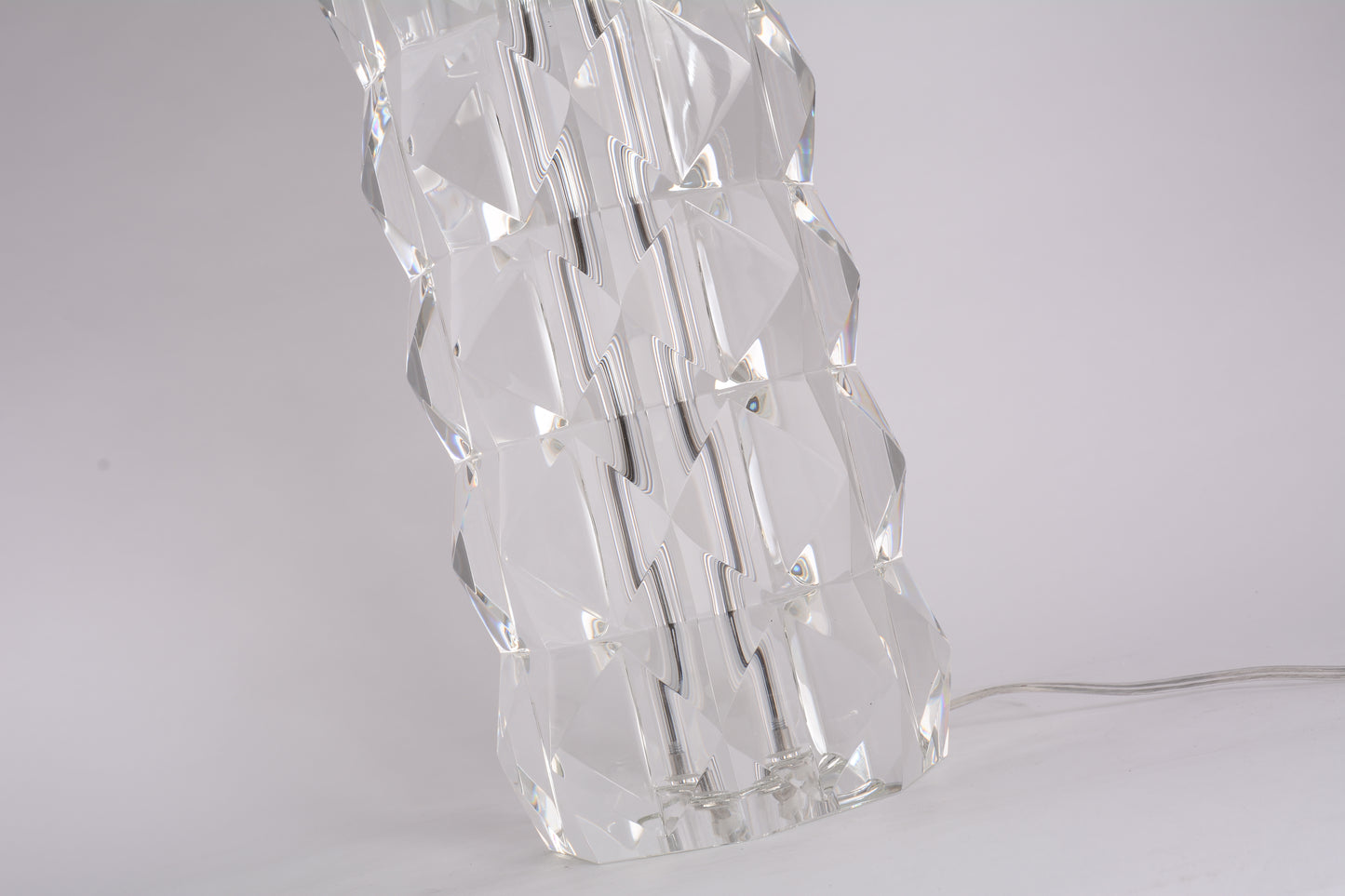 Luxury Crystal Pyramid Table Lamp - BRTL3101L | Modern Classic Lighting | Luxury crystal table lamps - BRILLIANT MAKER