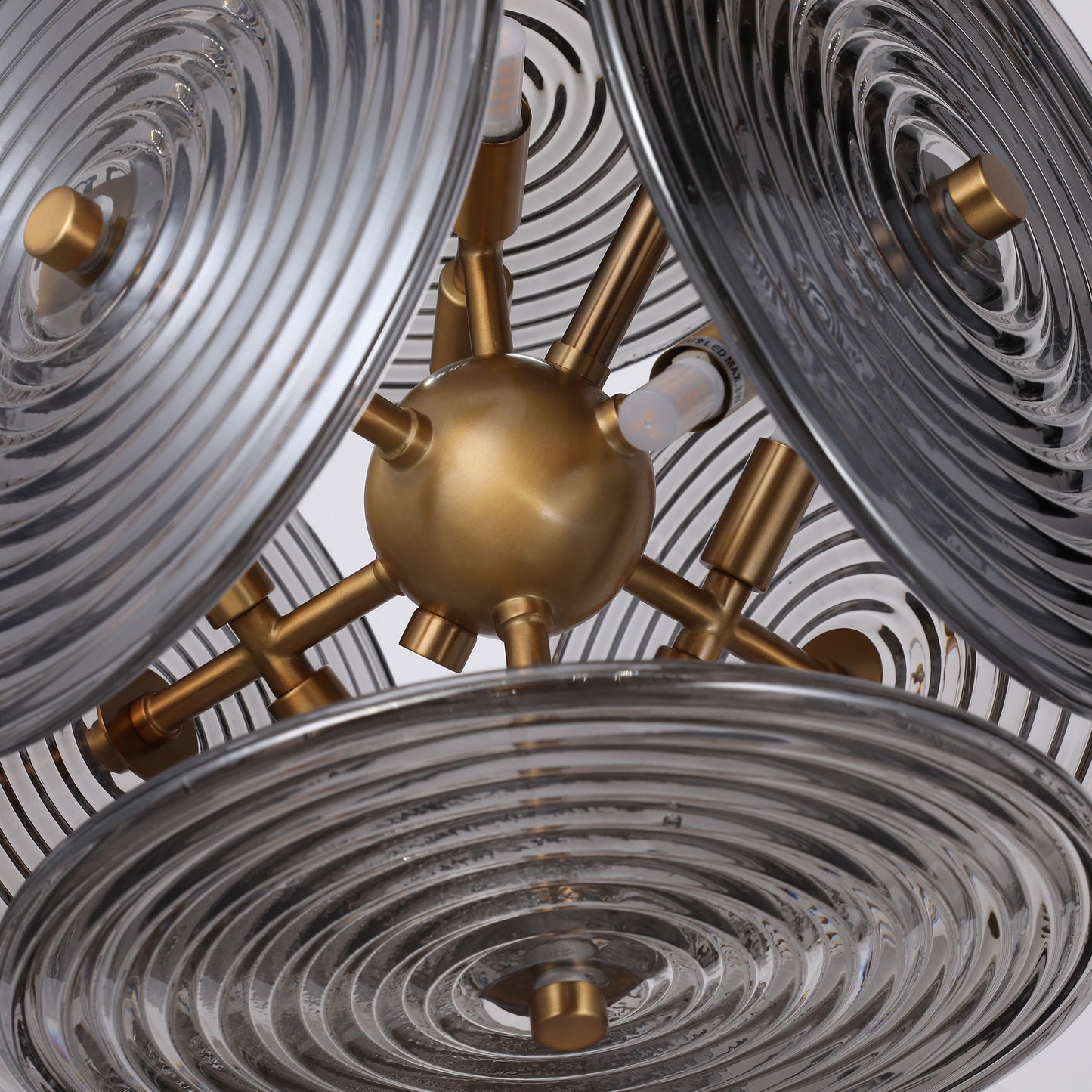 مصباح معلق ثلاثي الرؤوس من Brilliant-Maker PL9202-3 بتصميم "سيمفونية بين النجوم" من الزجاج المتموج - إضاءة فنية هندسية مخصصة للشركات (B2B).