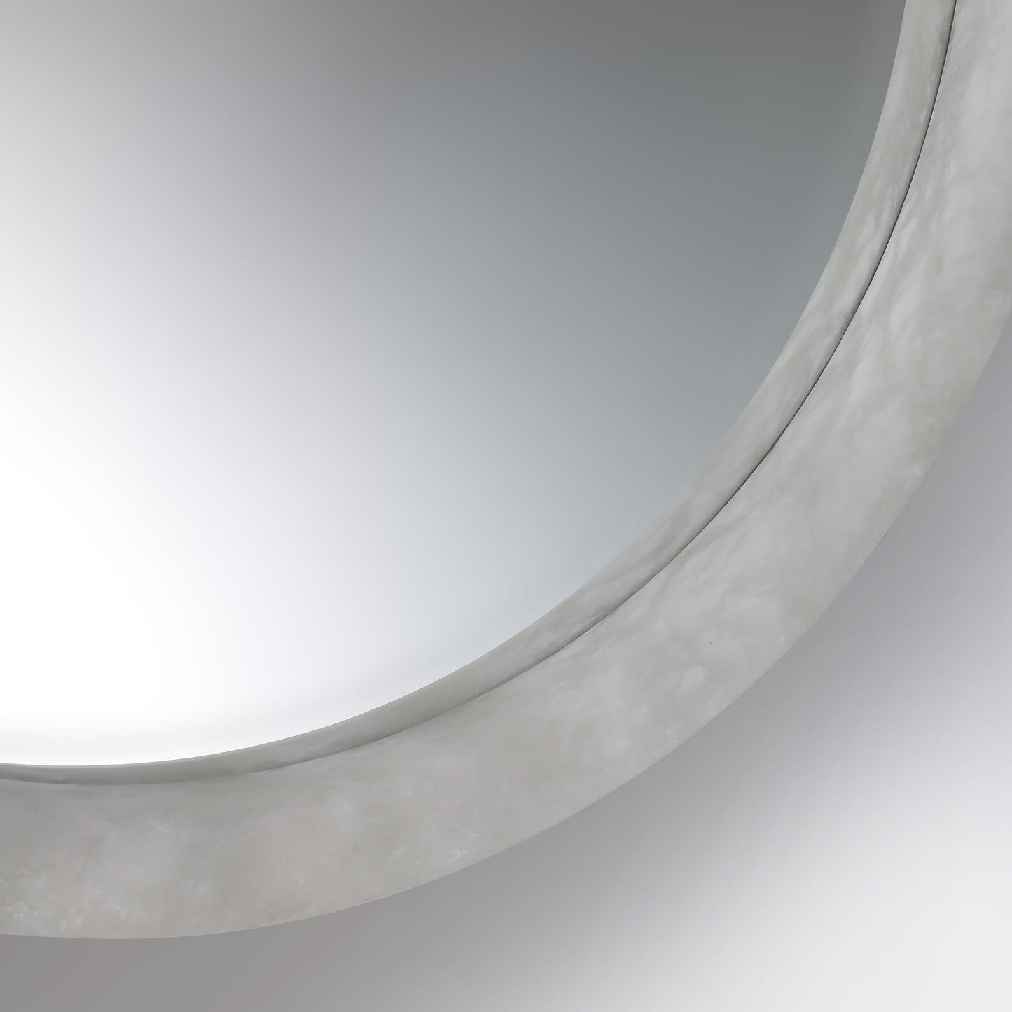 MG11013-850 Alabaster Mirror Light-M: Elegant Illumination Meets Functional Art