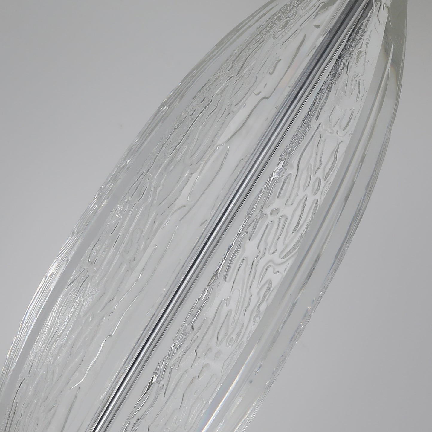 Flowing Veil · Drop-Shaped Crystal Table Lamp | B2B Crystal Lighting