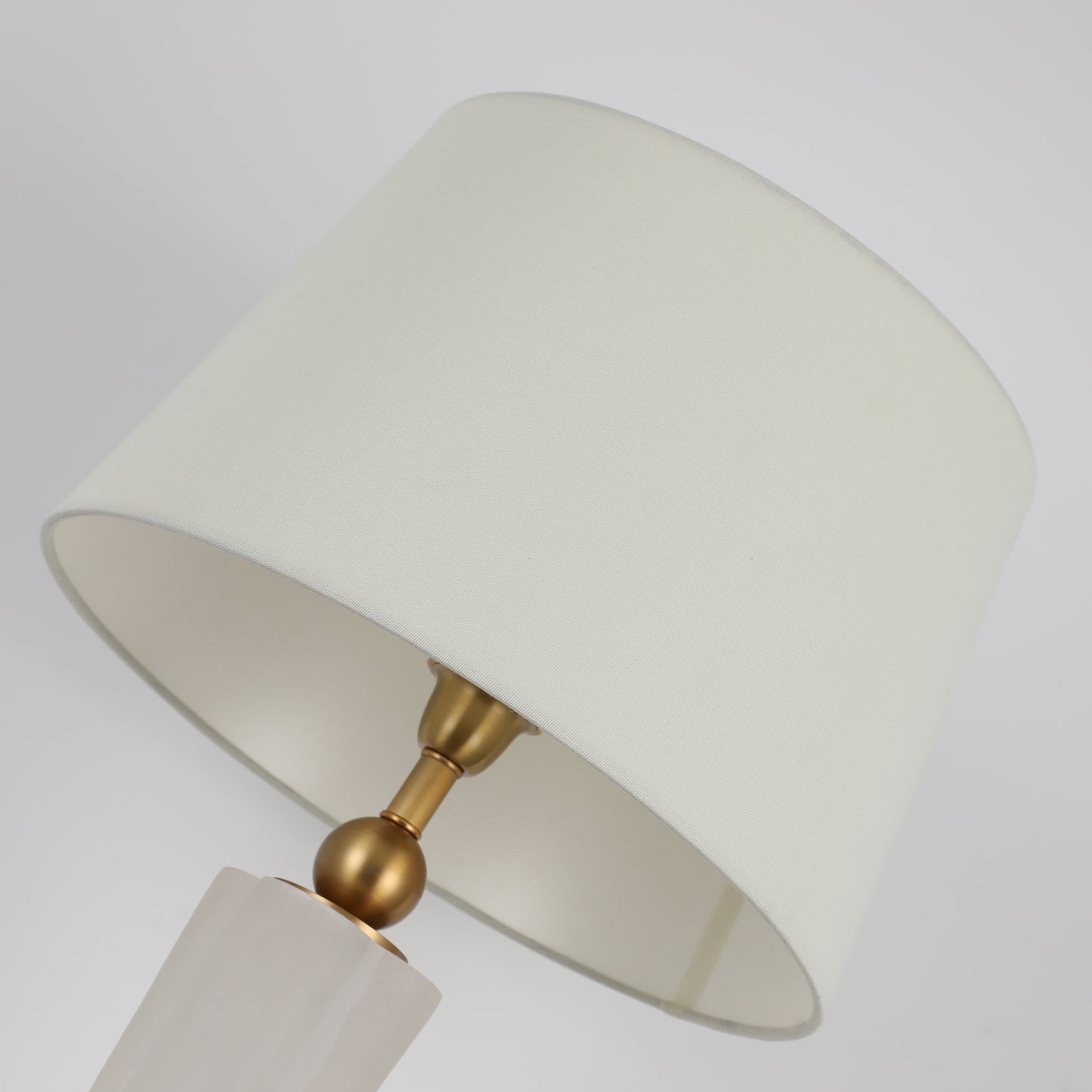 TL3394 Plum Blossom Alabaster Table Lamp: A Sculptural Tribute to Natural Elegance